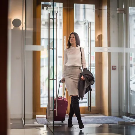 Jump Ξενοδοχείο Βελιγράδι