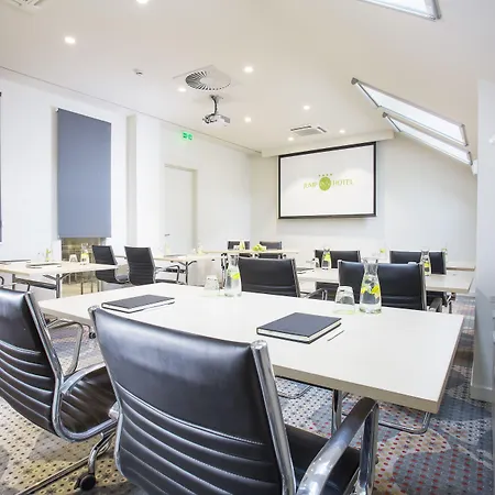 Jump Ξενοδοχείο