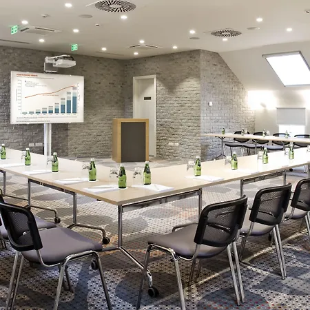 Jump Ξενοδοχείο 4*