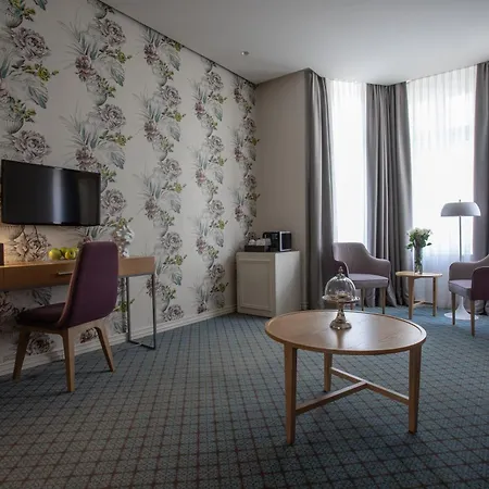 Ξενοδοχείο Jump