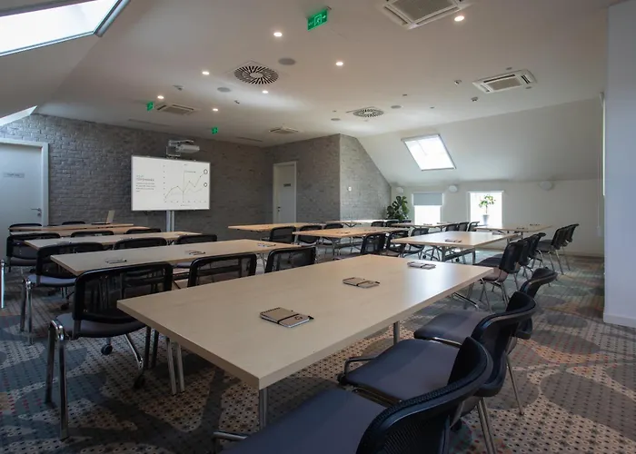 جامب ان فندق 4*